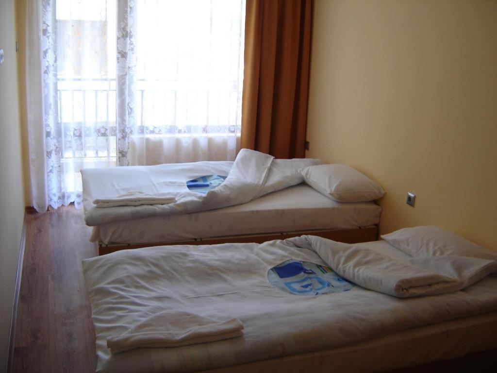 Central Park Family Hotel Kavarna Ruang foto